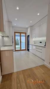 5+ Kuca na Dedinju Miće Orlovića ID#1044