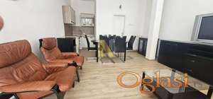 Lokal, blizina Bulevara oslobođenja