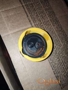 Na prodaju čep za rezervoar ulja za Ford fokus dizel 2001