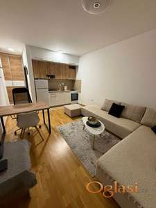 Lepo nameštena garsonjera na Telepu