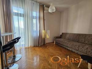 Garsonjera – Socijalno, Novi Sad