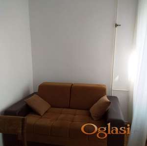 Izdaje se jednosoban namešten stan na Limanu 4. 41m2.