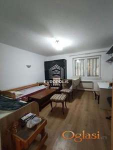 Stan na Tošinom bunaru–stan sa ostavom u dvorištu! ID#8202