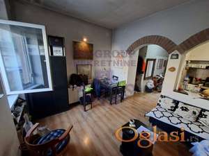 Dvosoban na Podbari!