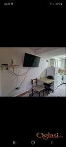 Useljiva Garsonjera Grbavica