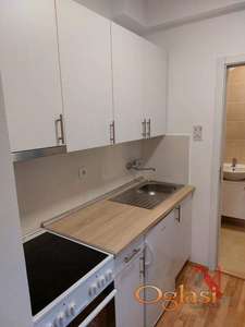 UKNJIZENA NAMESTENA GARSONJERA!!!