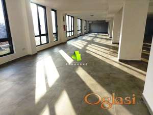 Odličan nov poslovni prostor u centru ID#7515