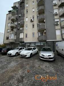 Izdajem lokal od 450m2 na dva nivoa