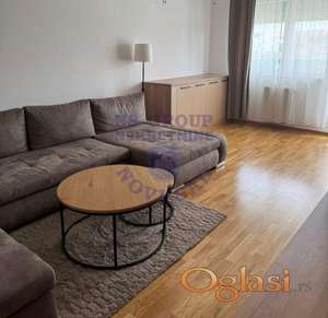 Izdaje se dvosoban veoma lepo opremljen stan na Jugoovićevu.