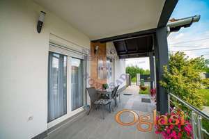 552783-Odlična prilika za porodičan život