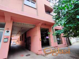 ULIČNI  lokal 108m Novi Sad, Ćirpanova ulica PRODAJE SE