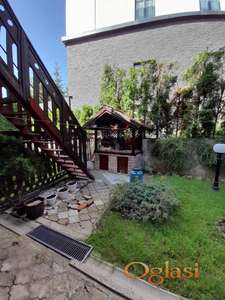 U PONUDI KUĆA U NIZU NA  ZLATIBORU  153 m2  230.000 eura