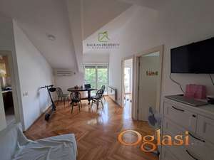 Namešten 2.5 stan od 70 m2, sa terasom 12 m2, Dedinje