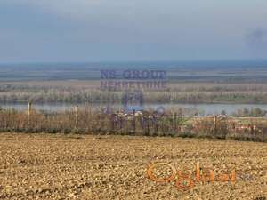 Prodaje se plac u Sremskim Karlovcima