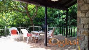 - Odlična vikend kuća u Čereviću - 709m2 plac -