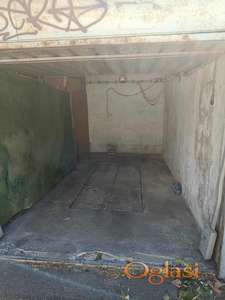 Izdajem Garazu Omladinskog Pokreta