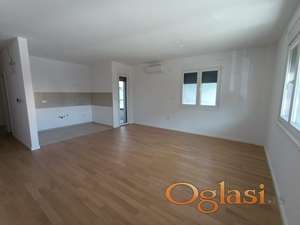NOVI SAD - AVIJACIJA - 71.00 m2