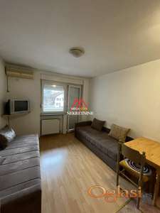 Grbavica - 24m2 - garsonjera