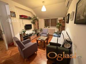 NAMESTEN TROIPOSOBAN DUPLEKS KOD FUTOSKE PIJACE