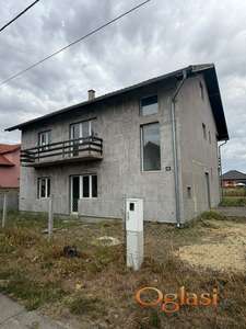 PORODIČNO STAMBENA ZGRADA NA 3 NIVOA - KLISA