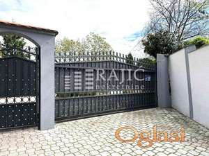 Izdato!Partizanov stadion,150m2,parking #3983