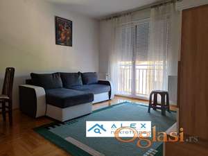Odličan jednoiposoban stan na Grbavici