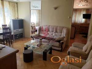 Izdaje se funkcionalan namešten šarmantan stan – Učiteljsko naselje #R131 #1695