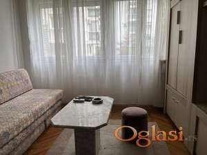 Izdaje se manji stan u blizini Vuka ID#19244