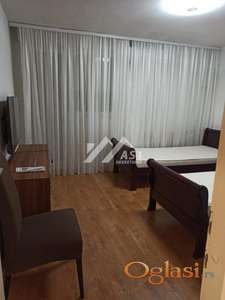 IZDAJE SE GARSONJERA NA LIMANU IV ID#6903
