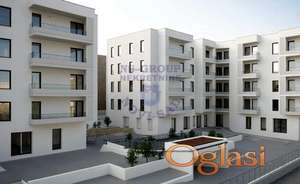 Lux dvosoban stan na Telepu!