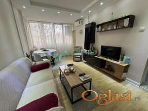 Renoviran dvoiposoban stan na Detelinari 60m2 