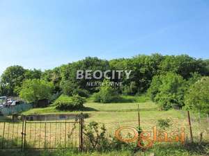 Zvezdara, Mirijevo, Pirandelova, 27a Za investitore, ogradjen, struja,voda, gradjevinski p.