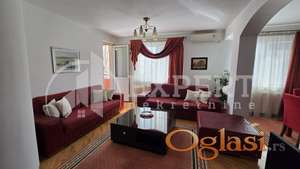 Izdaje se stan kod crkve Svetog Nikole, 70m