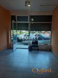 Voždovac, Šumice, Ljermontovljeva, 1.0, 20m2 Lokal za izdavanje, Sumice, preko puta hotela Srbija. Lokal ima 20 kvm, kupatilo, izlog prema ulici. Kliima. U odlicnom stanju, uredan renoviran