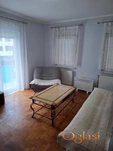 DVOSOBAN UKNJIZE STAN