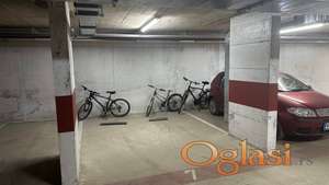 Garažno mesto - 17m2 - Petrovaradin