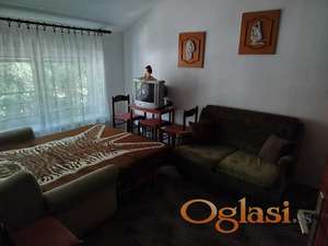 Porodični stan 88 m2 u najlepšem delu grada