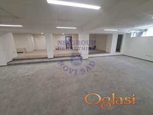 odlican visenamenski lokal na Bulevaru - 212m2