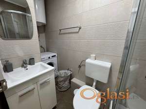 Izdavanje stana Petrovaradin