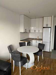 Nov dvosoban stan Pertrovaradin 42m2-400e