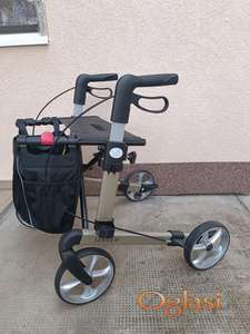 Hodalica šetalica za niže osobe ili decu (server poljska)