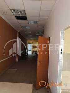 Poslovni prostor, 50m2, centar
