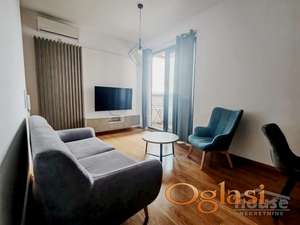NOVI SAD - CENTAR - 52m2 - 950 evra
