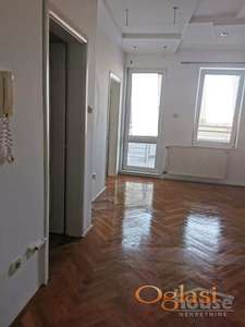 NOVI SAD - BULEVAR - 46m2 - 350 evra