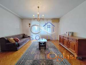 Novi Sad, Bulevar oslobođenja (Spens)-Uknjižen dvosoban stan za renoviranje ID#1594