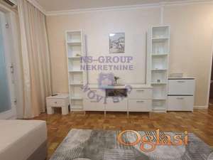 Izdaje se stan na odličnoj lokaciji na Novoj Detelinari