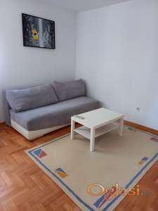 Na prodaju lep stan u mirnom kraju