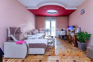 Kuća u nizu, Trošarina, 292 m2, 1,33 ari placa