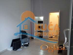 Izdaje se lokal 20m2 u samom centru grada