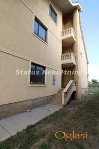 Extra kuća sa velikim placem